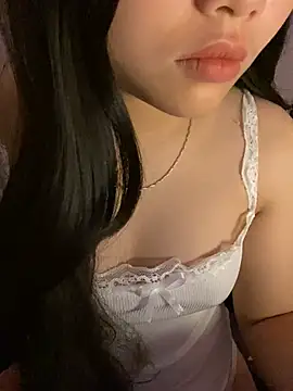 Rosecute11 online show from 04/30/26, 05:03