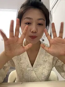 Snapshot of Shanshan_1267 chatting on 05/03/26, 01:25 Shanshan 1267 online show from 05/03/26, 01:25