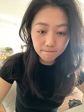 Snapshot of Shanshan_1267 chatting on 04/25/26, 03:53 Shanshan 1267 online show from 04/25/26, 03:53