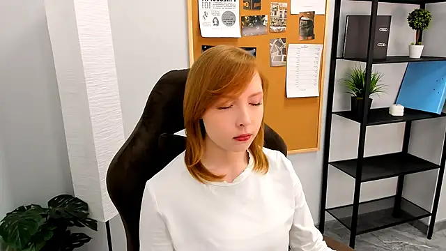 CherryCrushLove online show from 04/26/26, 06:11