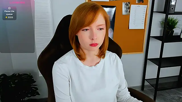 CherryCrushLove online show from 05/15/26, 06:00