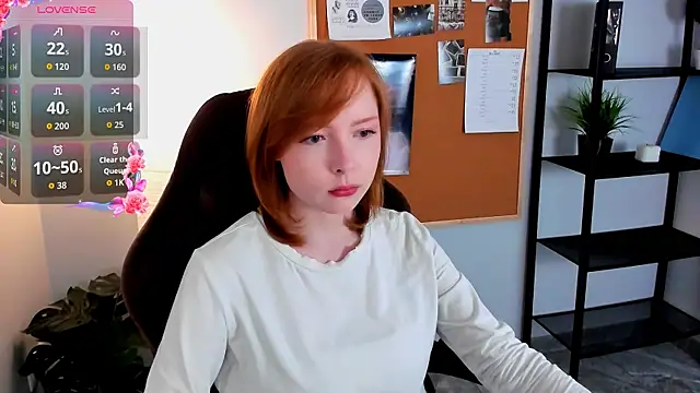 CherryCrushLove online show from 05/19/26, 06:20