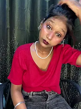 Cutiepie- online show from 04/18/26, 05:59