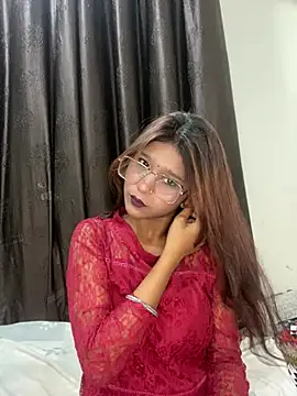 Snapshot of Cutiepie- chatting on 04/09/26, 05:41 Cutiepie- online show from 04/09/26, 05:41