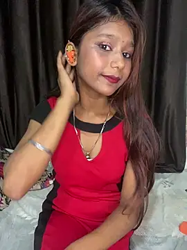 Snapshot of Cutiepie- chatting on 04/06/26, 07:37 Cutiepie- online show from 04/06/26, 07:37