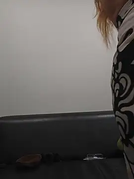 XRasee online show from 04/08/26, 04:41