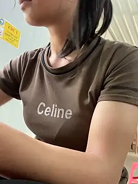 Snapshot of Elisa-a chatting on 04/04/26, 03:24 Elisa-a online show from 04/04/26, 03:24