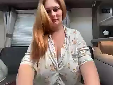 BustySwingingSlut online show from 05/13/26, 09:38