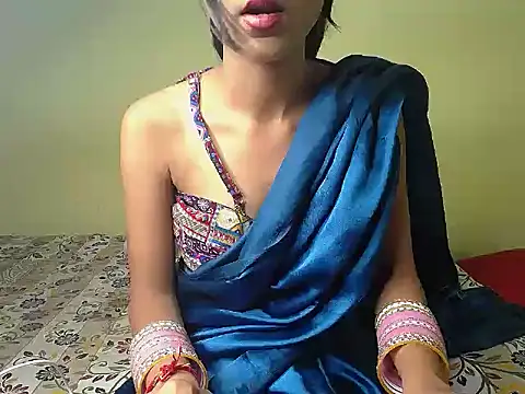 Snapshot of hoty-vani chatting on 06/17/26, 08:25 hoty-vani online show from 06/17/26, 08:25