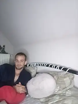 Fabika15 online show from 04/18/26, 07:51