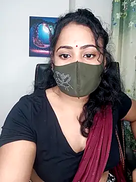 Snapshot of Neha-06 chatting on 04/04/26, 08:04 Neha-06 online show from 04/04/26, 08:04