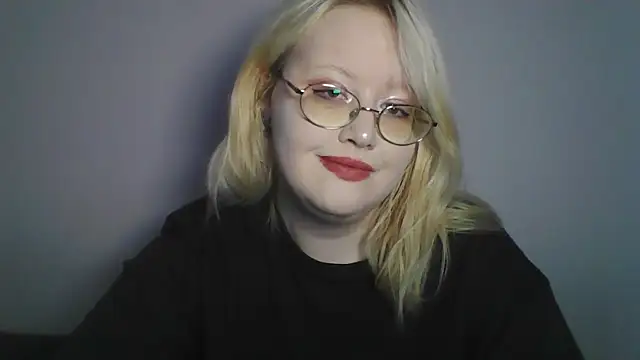 Snapshot of Elayne_Sweet chatting on 06/25/26, 06:07 Elayne Sweet online show from 06/25/26, 06:07