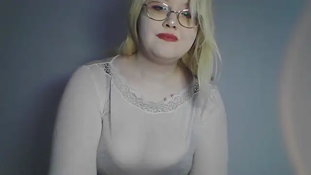Snapshot of Elayne_Sweet chatting on 07/06/26, 06:09 Elayne Sweet online show from 07/06/26, 06:09