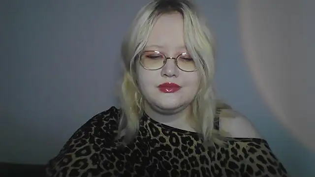 Snapshot of Elayne_Sweet chatting on 07/03/26, 06:09 Elayne Sweet online show from 07/03/26, 06:09
