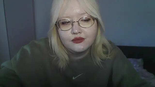 Elayne Sweet online show from 05/15/26, 10:46