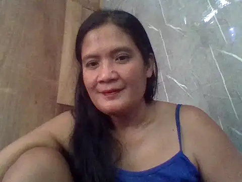 Snapshot of PinayZaira chatting on 07/02/26, 03:23 PinayZaira online show from 07/02/26, 03:23