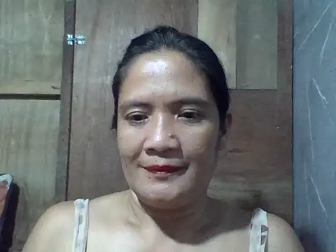Snapshot of PinayZaira chatting on 06/21/26, 07:25 PinayZaira online show from 06/21/26, 07:25