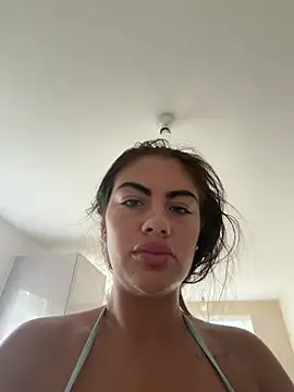 Snapshot of Jessiebx chatting on 07/07/26, 11:14 Jessiebx online show from 07/07/26, 11:14