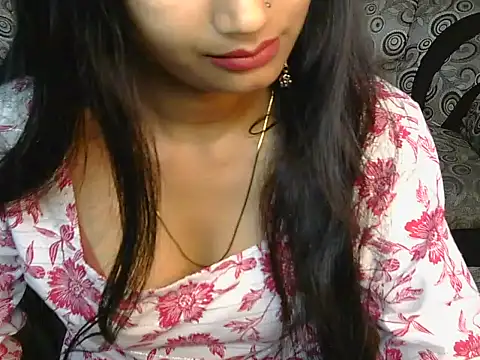 Snapshot of avni222 chatting on 04/01/26, 11:44 avni222 online show from 04/01/26, 11:44