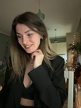 Snapshot of Rita_Tease chatting on 04/19/26, 06:21 Rita Tease online show from 04/19/26, 06:21
