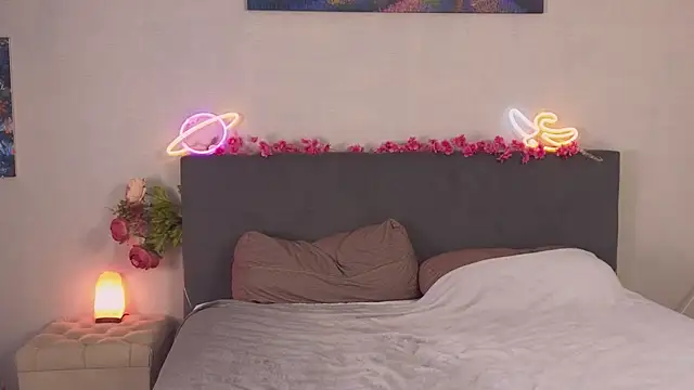 Jessy Blonde online show from 04/06/26, 08:48