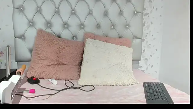 brenda sofia69 online show from 07/28/26, 03:21