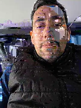 Snapshot of Charlond681 chatting on 06/02/26, 01:44 Charlond681 online show from 06/02/26, 01:44