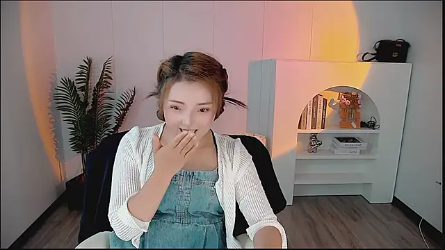 wanqing-5288 online show from 04/03/26, 09:05