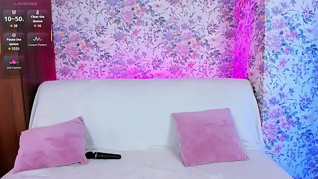 MissAlison   online show from 05/12/26, 06:32