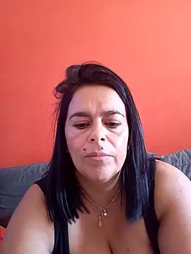 Snapshot of lucianamorocha chatting on 05/11/26, 04:04 lucianamorocha online show from 05/11/26, 04:04