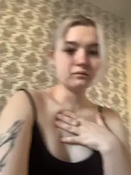 KimCarr online show from 04/05/26, 01:40