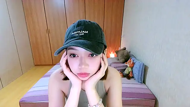 sherry ss02 online show from 04/15/26, 07:58