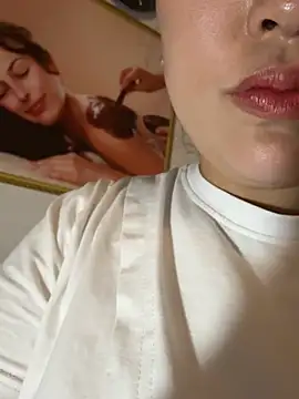 Snapshot of Lina-Naughty chatting on 05/28/26, 06:47 Lina-Naughty online show from 05/28/26, 06:47