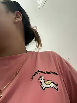 Lina-Naughty online show from 06/11/26, 02:58