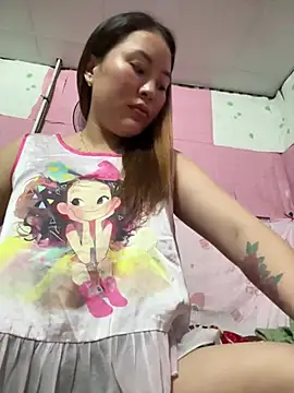 Snapshot of Lina-Naughty chatting on 04/19/26, 05:52 Lina-Naughty online show from 04/19/26, 05:52