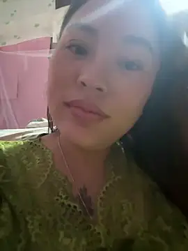 Snapshot of Lina-Naughty chatting on 04/20/26, 08:06 Lina-Naughty online show from 04/20/26, 08:06