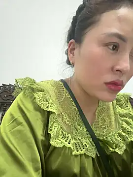 Snapshot of Lina-Naughty chatting on 05/23/26, 05:12 Lina-Naughty online show from 05/23/26, 05:12