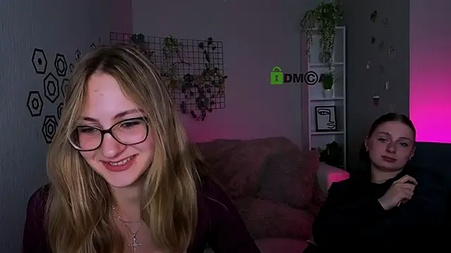 so hot rosalie online show from 04/21/26, 10:49