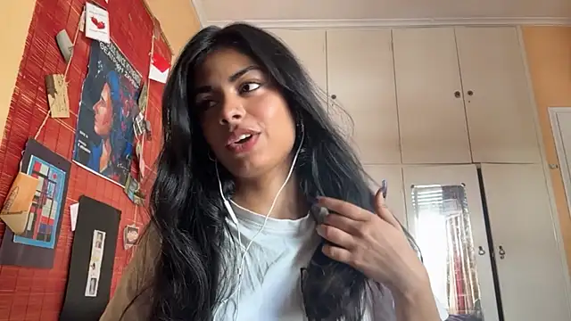 JenniRoutt online show from 04/08/26, 11:22