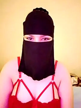 Queen Lola online show from 06/30/26, 01:33