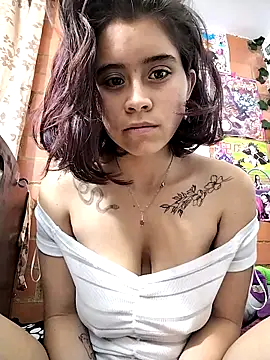 Akhanex01 online show from 04/18/26, 02:36