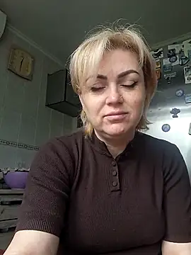SylvieGold453 online show from 05/30/26, 09:26