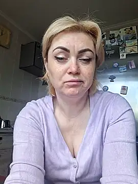 SylvieGold453 online show from 05/29/26, 08:53