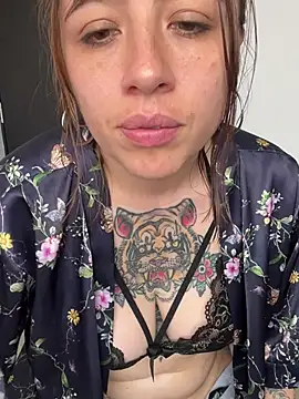 MartinaLorenss online show from 05/01/26, 04:01