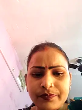 Snapshot of Legend_choice chatting on 04/13/26, 05:33 Legend choice online show from 04/13/26, 05:33