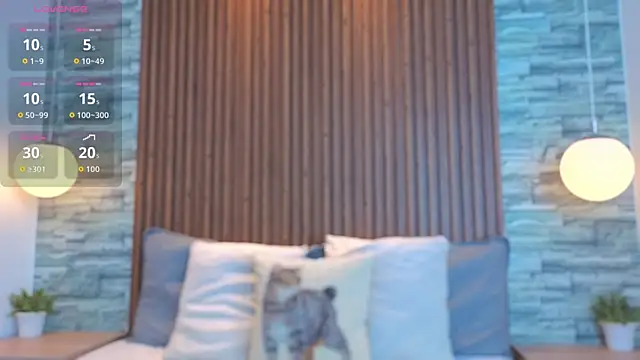 Mia milf x online show from 05/14/26, 11:29