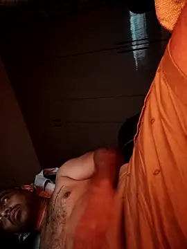 Snapshot of noonekinghere chatting on 04/10/26, 10:17 noonekinghere online show from 04/10/26, 10:17