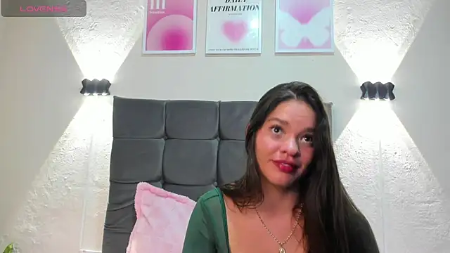 Valeri Martin online show from 05/07/26, 04:39
