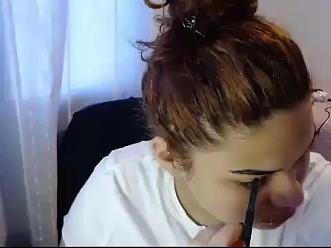 Snapshot of HannyKooper chatting on 04/02/26, 04:02 HannyKooper online show from 04/02/26, 04:02