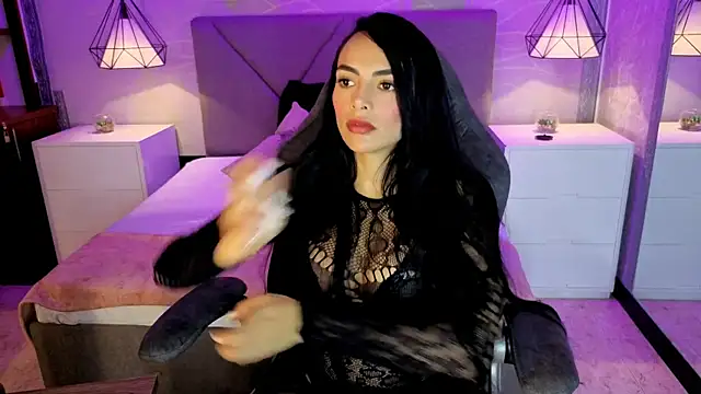 Snapshot of brendasweet10 chatting on 04/11/26, 07:45 brendasweet10 online show from 04/11/26, 07:45